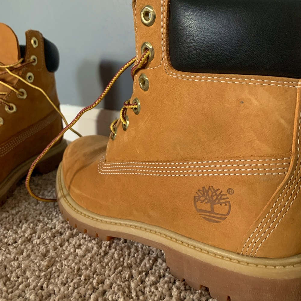 Women’s 7 Timberlands Wheat Waterproof Boots